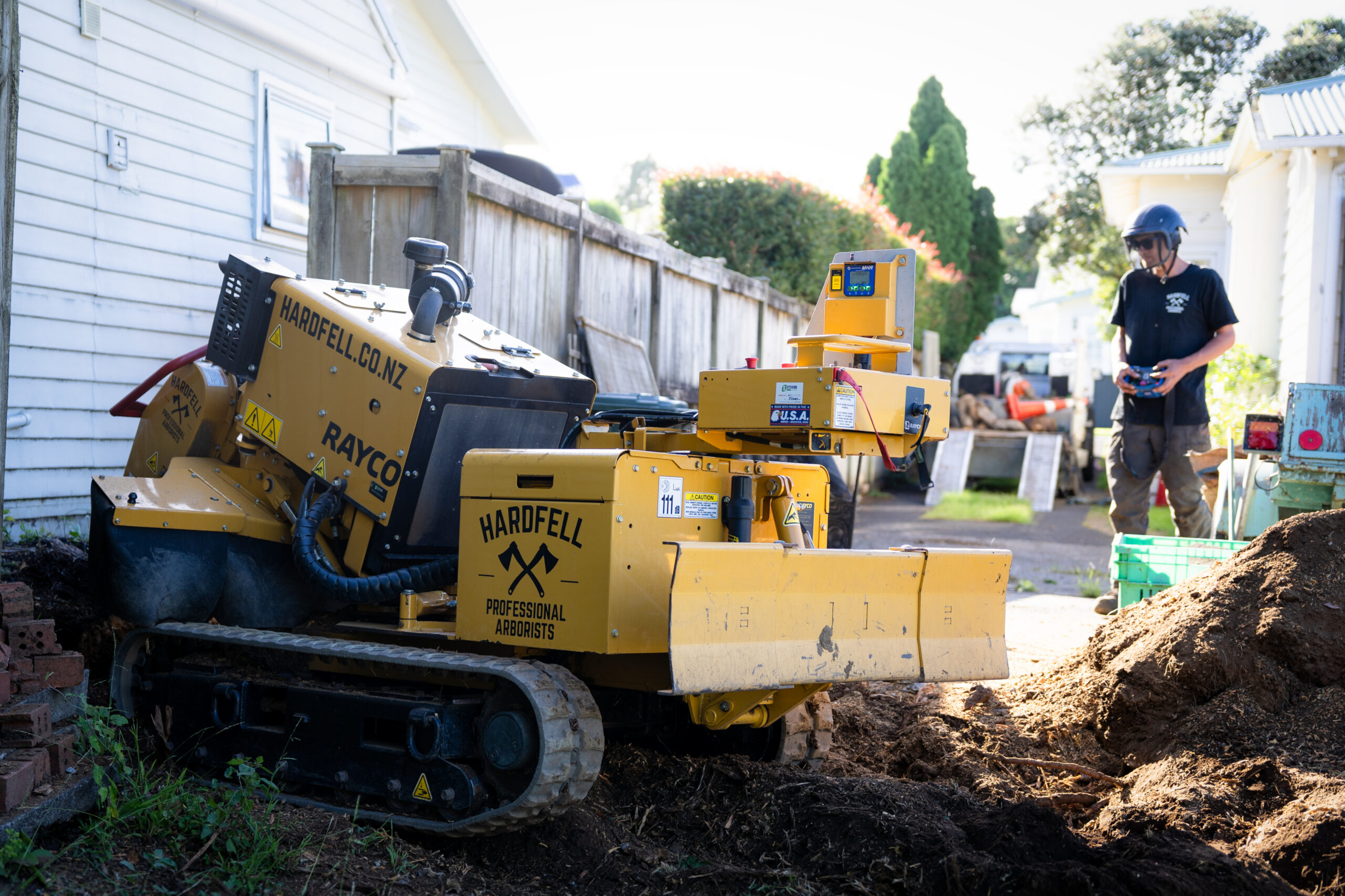Hardfell Rayco tracked stump grinder working at an Auckland property
